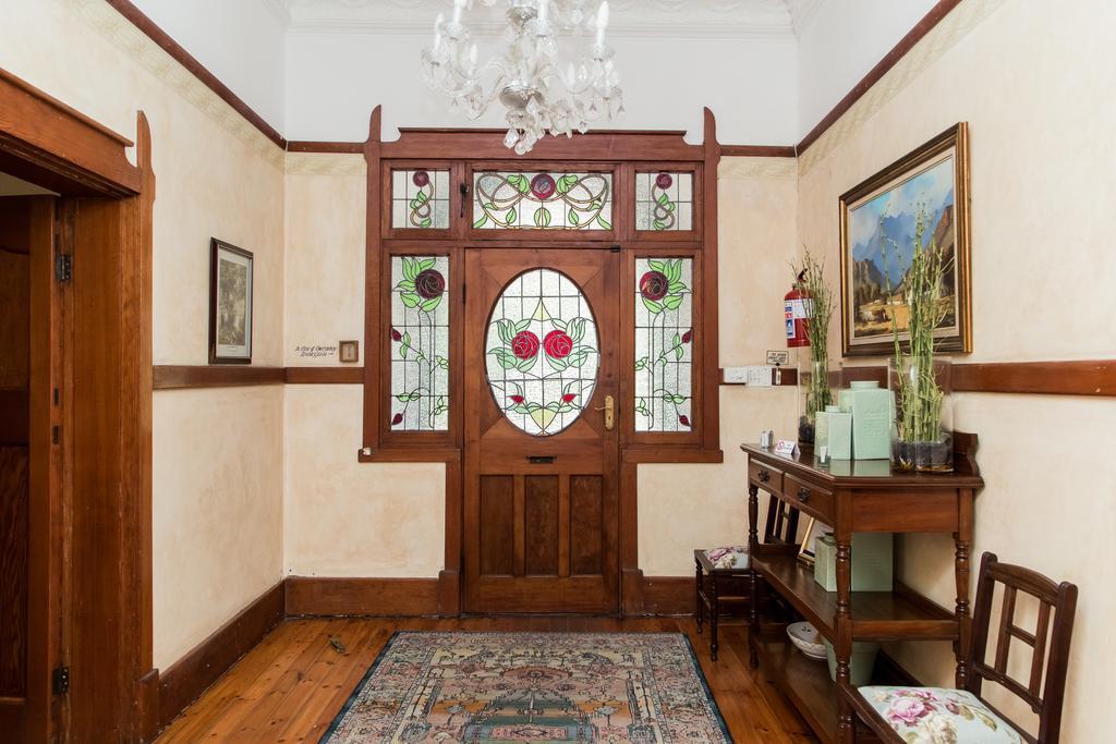 Devereux Lodge Ист-Лондон Экстерьер фото
